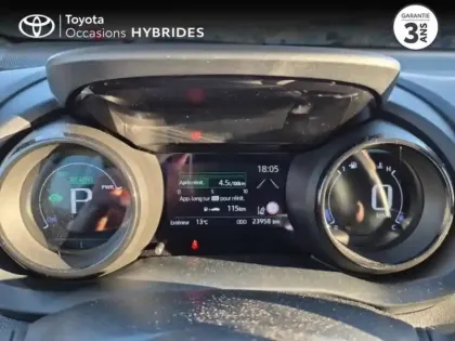 Photo 13 Toyota Yaris  116h Première 5p