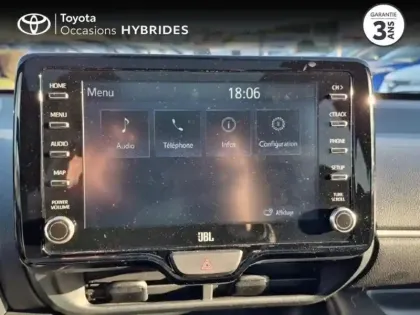 Photo 14 Toyota Yaris  116h Première 5p