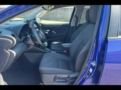 Photo 9 Toyota Yaris  116h Design 5p MC24