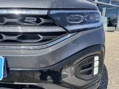 Photo 16 Volkswagen T-roc  1.5 TSI Evo2 150ch R-Line DSG7