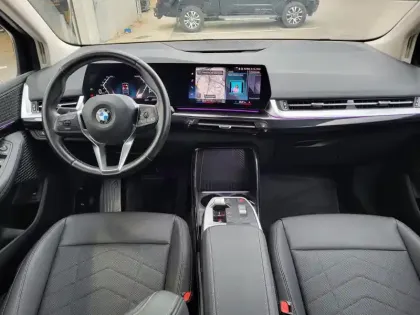 Photo 16 BMW Serie 2 Série 2 ActiveTourer 218d 150ch Business Design DKG7