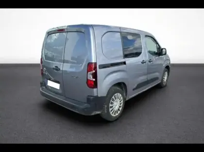 Photo 5 Toyota Proace  CITY Medium 130 D-4D Business BVA RC23