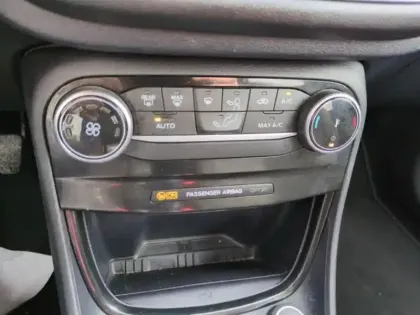 Photo 7 Ford Puma  1.0 Flexifuel 125ch S&S mHEV Titanium Design 2