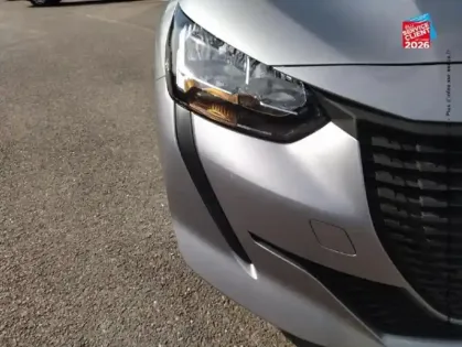 Photo 12 Peugeot 208  1.2 PureTech 75ch S&S Like 2022