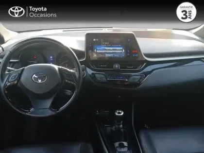 Photo 7 Toyota C-HR  1.2 Turbo 116ch Distinctive 2WD RC18