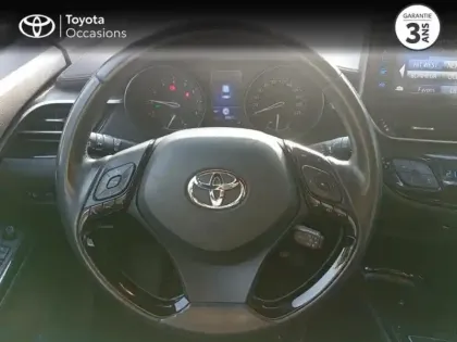 Photo 8 Toyota C-HR  1.2 Turbo 116ch Distinctive 2WD RC18