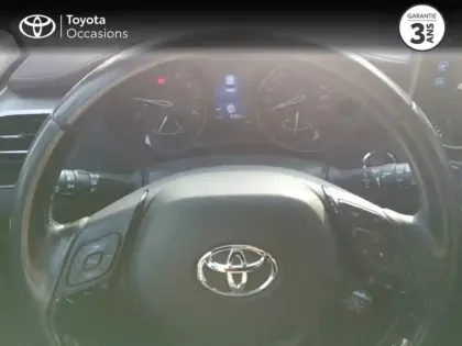 Photo 12 Toyota C-HR  1.2 Turbo 116ch Distinctive 2WD RC18