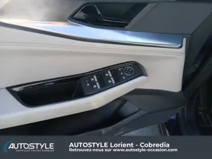 Photo 13 Renault Espace  1.2 E-Tech full hybrid 200ch Iconic 7 places - 25