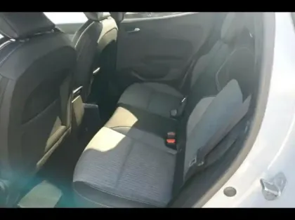 Photo 10 Renault Clio  1.0 TCe 90ch Techno - 25