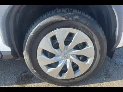 Photo 13 Toyota Yaris  Cross 116h Dynamic MC24