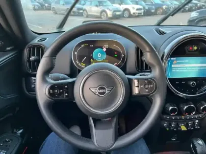 Photo 14 Mini Countryman Gén. II (F60) Ph2 Edition Premium Plus 5