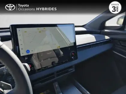 Photo 14 Toyota C-HR + 224ch 77kWh Design Grande Autonomie