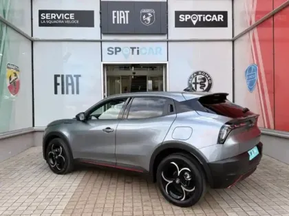 Photo 5 Alfa Romeo Junior  1.2 Ibrida 145ch Speciale e-DCT6