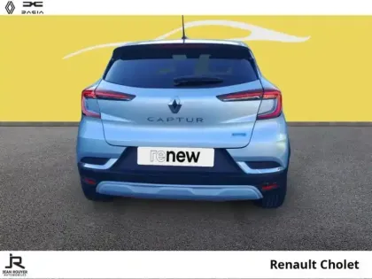 Photo 10 Renault Captur  1.6 E-Tech hybride rechargeable 160ch Intens -21