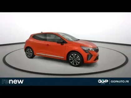 Photo 6 Renault Clio  1.6 E-Tech 145ch full hybrid Techno