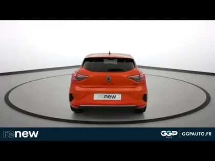 Photo 8 Renault Clio  1.6 E-Tech 145ch full hybrid Techno