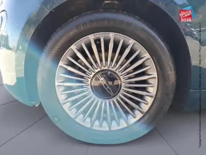 Photo 9 Fiat 500  e 118ch Icône