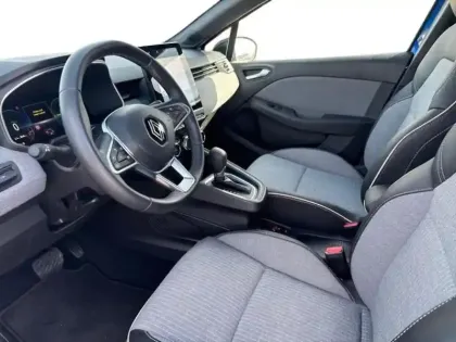 Photo 6 Renault Clio  1.6 E-Tech 145ch full hybrid Techno