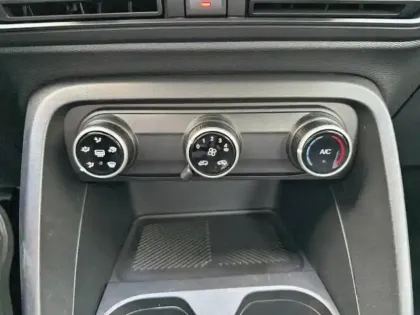 Photo 13 Citroën C3  1.2 Turbo 100ch PLUS