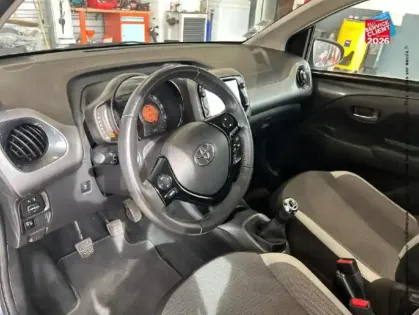 Photo 14 Toyota Aygo Gén. II Ph2 NG x-play 5