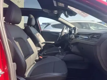 Photo 10 Ford Focus  SW 1.0 Flexifuel mHEV 125 ch ST-Line X