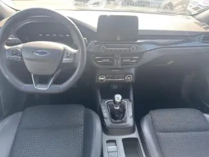 Photo 13 Ford Focus  SW 1.0 Flexifuel mHEV 125 ch ST-Line X