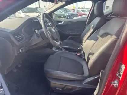 Photo 9 Ford Focus  SW 1.0 Flexifuel mHEV 125 ch ST-Line X