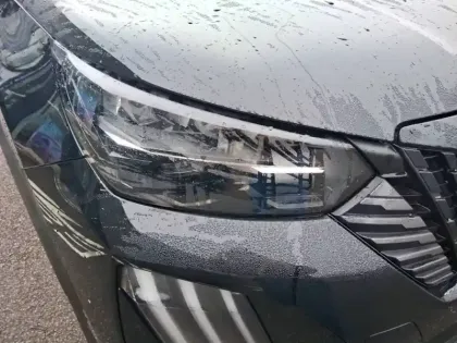 Photo 15 Peugeot 2008  Electrique 54 kWh 156 ch