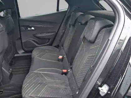 Photo 11 Peugeot 2008  Electrique 54 kWh 156 ch