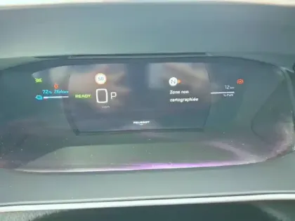 Photo 9 Peugeot 2008  Electrique 54 kWh 156 ch