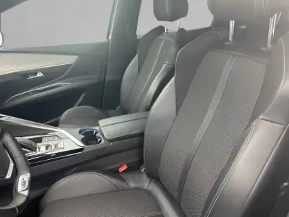 Photo 10 Peugeot 3008  Puretech 130ch S&S EAT8