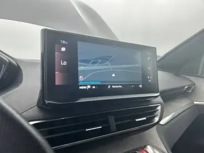 Photo 20 Peugeot 3008  Puretech 130ch S&S EAT8