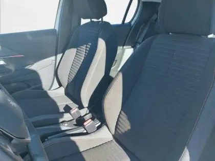 Photo 10 Peugeot 208  PureTech 75 S&S BVM5