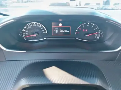 Photo 9 Peugeot 208  PureTech 75 S&S BVM5