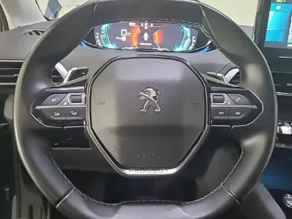 Photo 8 Peugeot 3008  Hybrid 225 e-EAT8