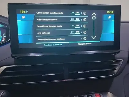 Photo 20 Peugeot 3008  Hybrid 225 e-EAT8