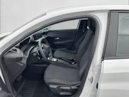 Photo 10 Peugeot 208  Hybrid 100 e-DCS6