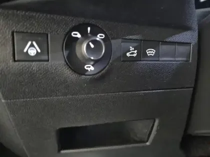 Photo 33 DS DS 7 Gén. I Ph1 NG Etoile 5