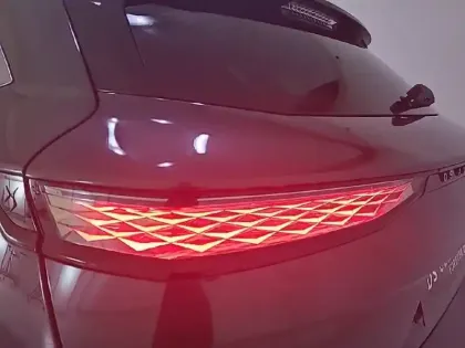 Photo 19 DS DS 7 Gén. I Ph1 NG Etoile 5