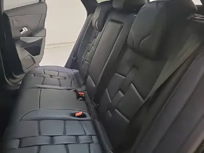 Photo 14 DS DS 7 Gén. I Ph1 NG Etoile 5