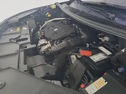 Photo 17 DS DS 7 Gén. I Ph1 NG Etoile 5