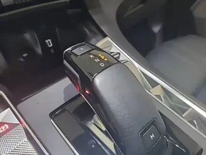 Photo 16 DS DS 7 Gén. I Ph1 NG Etoile 5