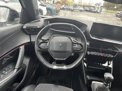 Photo 8 Peugeot 2008  BlueHDi 110 S&S BVM6