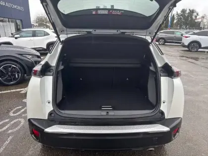 Photo 25 Peugeot 2008  BlueHDi 110 S&S BVM6