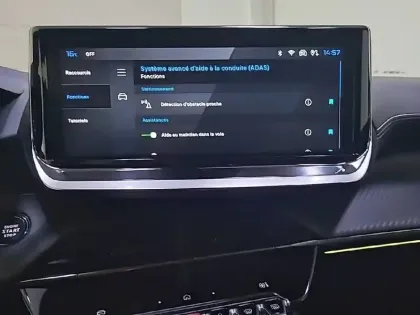 Photo 20 Peugeot 2008  Hybrid 145 e-DCS6