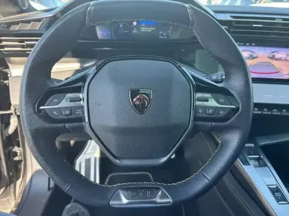 Photo 8 Peugeot 408  PHEV 225 e-EAT8