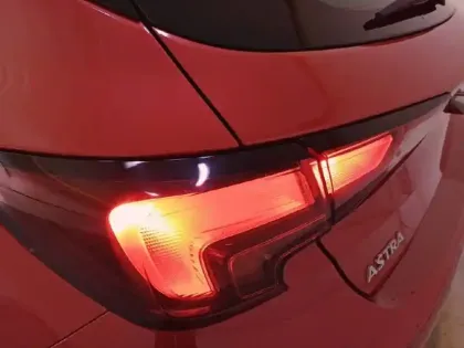 Photo 16 Opel Astra  1.5 Diesel 105 ch BVM6