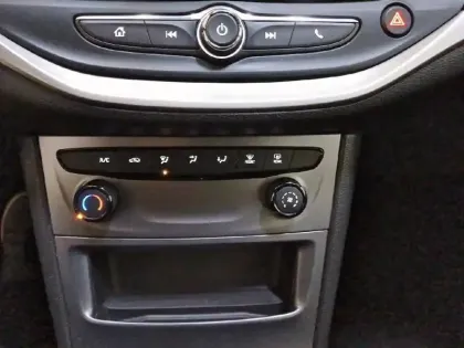 Photo 22 Opel Astra  1.5 Diesel 105 ch BVM6