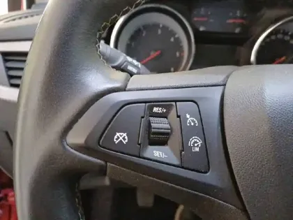 Photo 24 Opel Astra  1.5 Diesel 105 ch BVM6