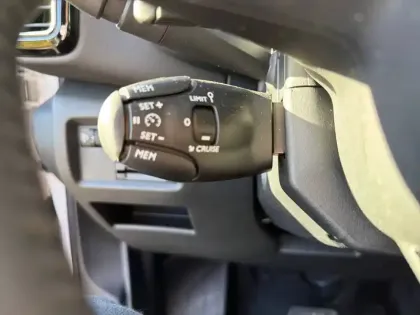 Photo 18 Citroën C5 aircross  Hybride Rechargeable 225 e-EAT8